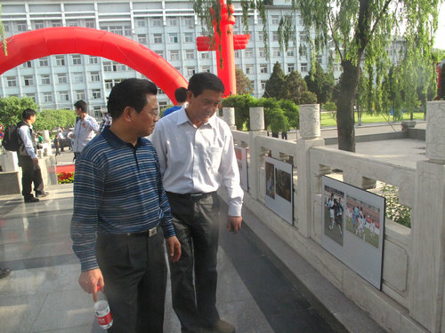 庆祝110周年校庆师生书画摄影展隆重开展