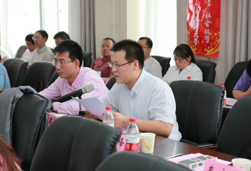 我校举行庆祝教师节暨青年教师发展论坛成立大会 我校举行庆祝教师节暨青年教师发展论坛成立大会