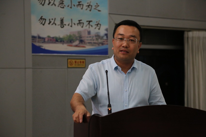 我校青年教师教学基本功首次培训圆满结束 我校青年教师教学基本功首次培训圆满结束