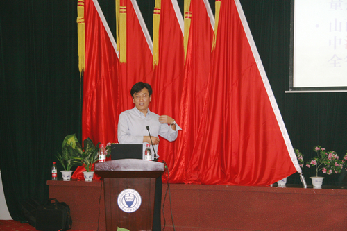 第五届能博会低碳专题讲座在我校举行 第五届能博会低碳专题讲座在我校举行
