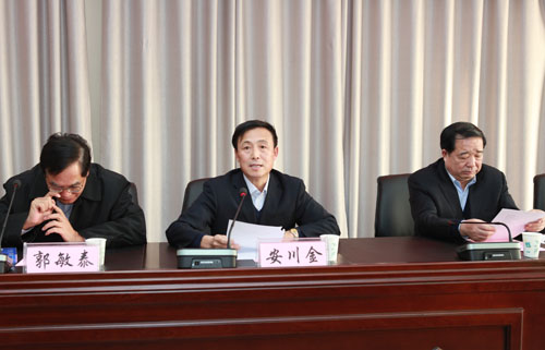 校工会召开2012年工作总结暨星级基层工会命名表彰大会 校工会召开2012年工作总结暨星级基层工会命名表彰大会