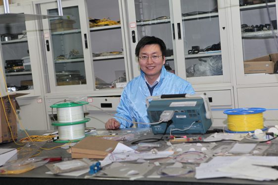 物理与光电工程学院-张明江 物理与光电工程学院-张明江