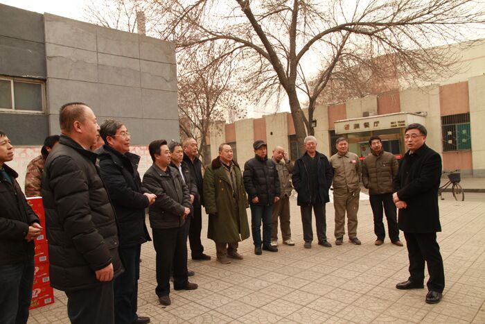 校领导春节前慰问老党员、老干部、杰出人才代表和一线教职员工