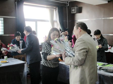政法学院举办“三八”妇女节厨艺大赛 政法学院举办“三八”妇女节厨艺大赛