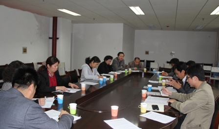 我校青年教师发展论坛召开理事会 我校青年教师发展论坛召开理事会