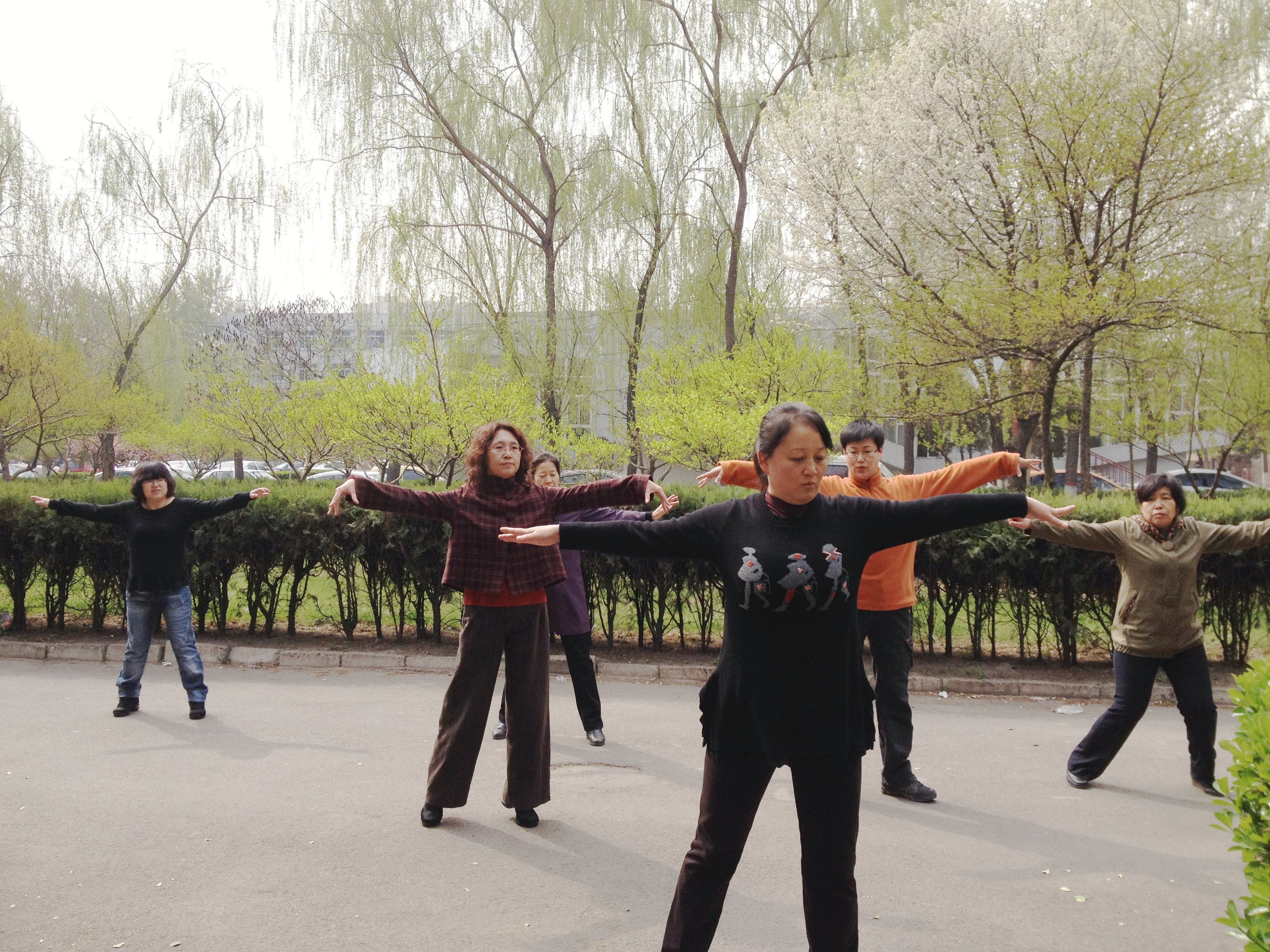 直属工会全民健身月，三点开花&nbsp;，红红火火 &nbsp;