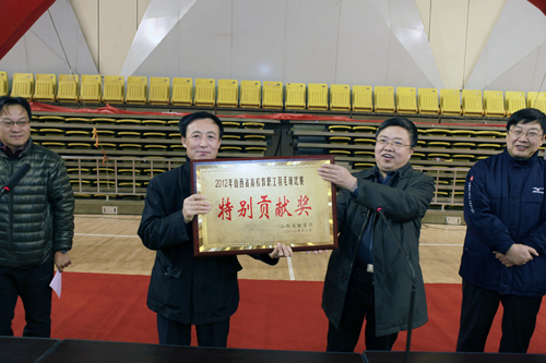 校工会成功承办2012年山西省高校教职工羽毛球比赛