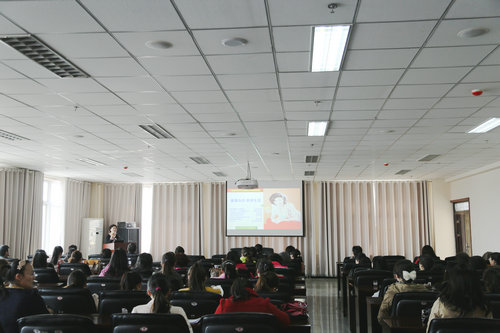 校工会举办“健康自在.享受生活”女性健康知识讲座
