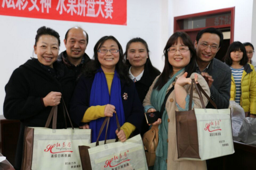 经济管理学院举办“炫彩女神”水果拼盘大赛 经济管理学院举办“炫彩女神”水果拼盘大赛