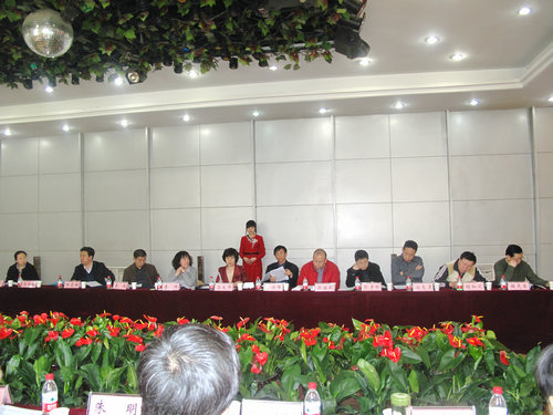 校工会召开三届二次全委(扩大)会议 校工会召开三届二次全委(扩大)会议