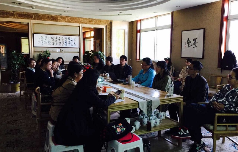 “青草地”读书会系列读书沙龙——诗词共赏 “青草地”读书会系列读书沙龙——诗词共赏