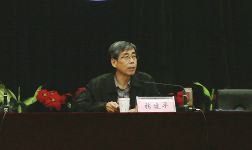 校工会举行全校工会干部培训 校工会举行全校工会干部培训