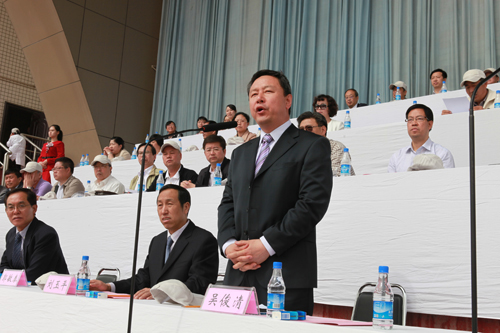 我校2014年田径运动会顺利举行 我校2014年田径运动会顺利举行