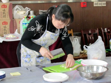 政法学院举办“三八”妇女节厨艺大赛 政法学院举办“三八”妇女节厨艺大赛